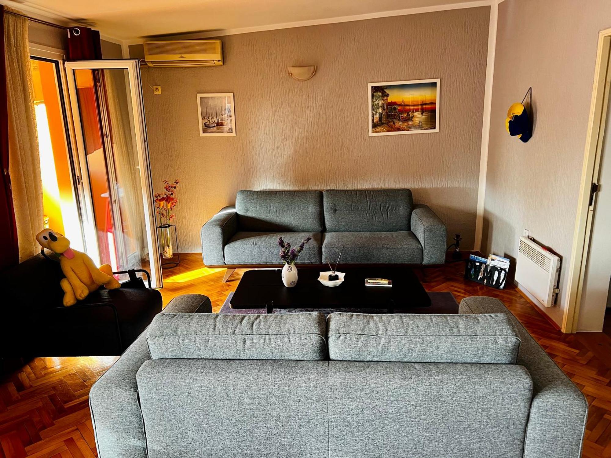 City Center Square Deluxe Nest Podgorica Exterior photo